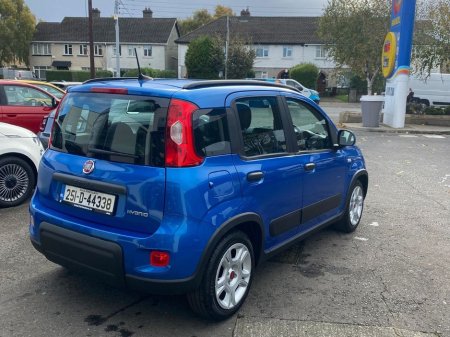2025 Fiat Panda 1.0 Mhev €15,495 thumbnail