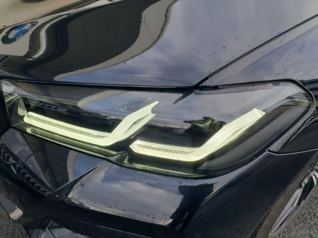 2023 BMW 5 Series 520d M Sport thumbnail