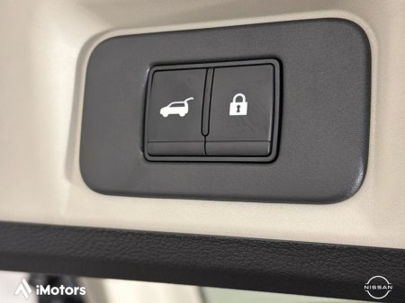 2026 Nissan Ariya  thumbnail