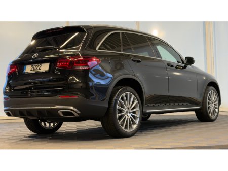 2022 Mercedes-Benz GLC Class 300 AMG LINE PREMIUM thumbnail