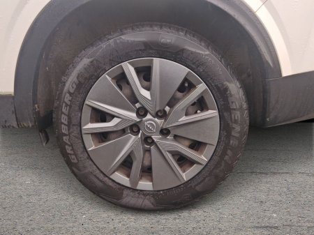 2022 Nissan Qashqai - thumbnail 8