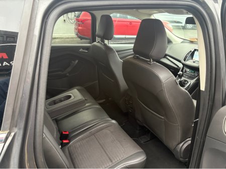 2018 Ford Kuga TITANIUM 1.5 TDCI 120PS F FWD 4DR €16,950 thumbnail