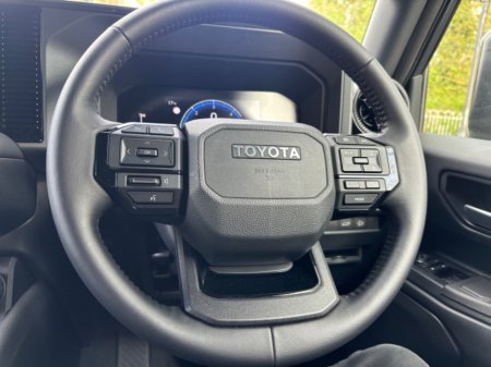 2026 Toyota Landcruiser - thumbnail 15