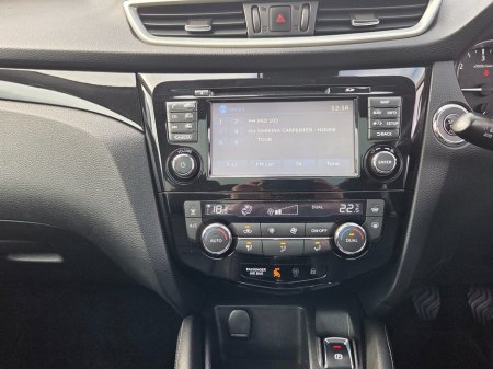 2016 Nissan Qashqai 1.5 DCI Tekna 110PS 5DR €11,950 thumbnail