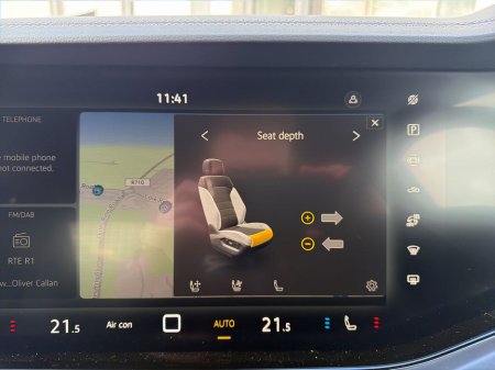 2026 Volkswagen Touareg R-Line (COMMERCIAL) thumbnail