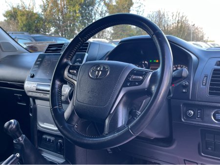 2023 Toyota Landcruiser - thumbnail 11