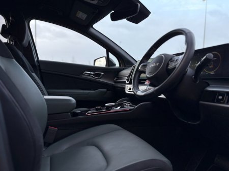 2025 Kia Sportage - thumbnail 12
