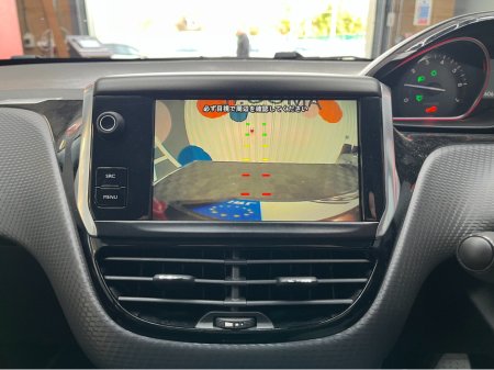 2018 Peugeot 2008 2018 PEUGEOT 2008 GT LINE 1.2 AUTOMATIC / CRUISE CONTROL / REVERSE CAMERA AND MORE €14,950 thumbnail