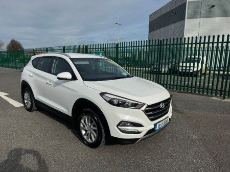 2016 Hyundai Tucson - thumbnail 3