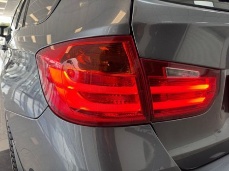 2015 BMW 3 Series - thumbnail 20