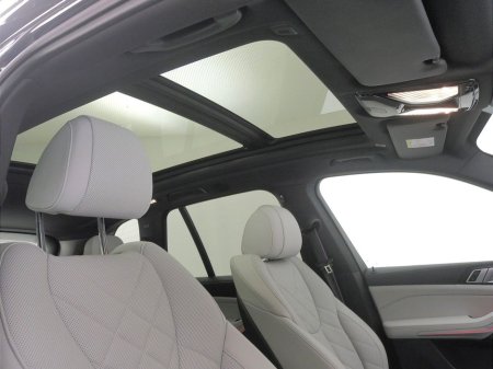 2025 BMW X5 - thumbnail 25