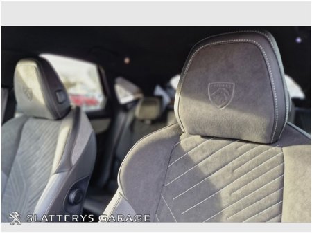 2025 Peugeot 3008 E3008 GT €39,995 thumbnail