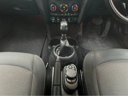 2018 MINI Cooper - thumbnail 16