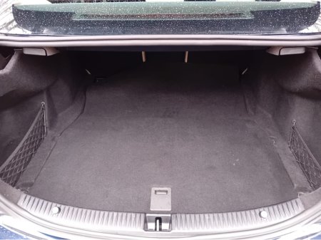 2019 Mercedes-Benz C Class - thumbnail 17