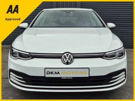 2023 Volkswagen Golf LIFE 2.0 TDI 115HP 5DR €27,995