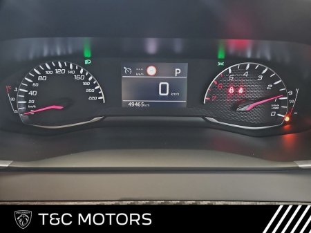 2021 Peugeot 2008 - thumbnail 10