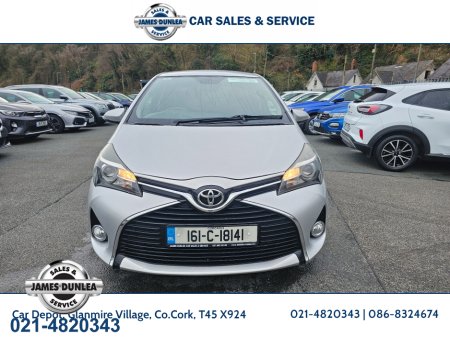 2016 Toyota Yaris - thumbnail 3