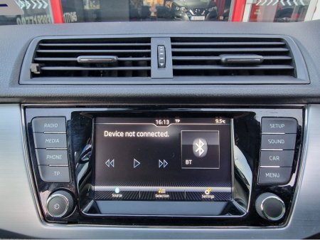 2017 Skoda Fabia AMBITION 1.0 MPI-101K KM ONLY NEW NCT €9,950 thumbnail