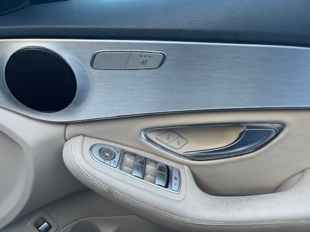 2017 Mercedes-Benz C Class 200 AVANTGARDE AUTO PETROL LOW LOW MILEAGE €19,950 thumbnail