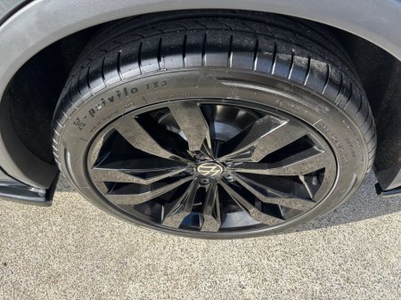 2022 Volkswagen Tiguan - thumbnail 25