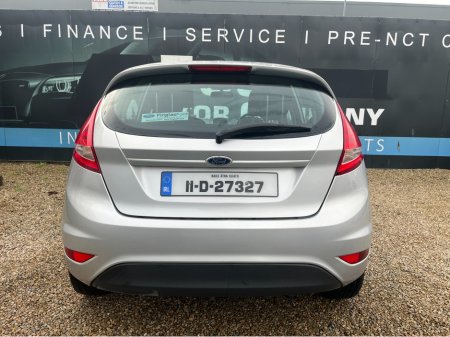 2011 Ford Fiesta - photo 5