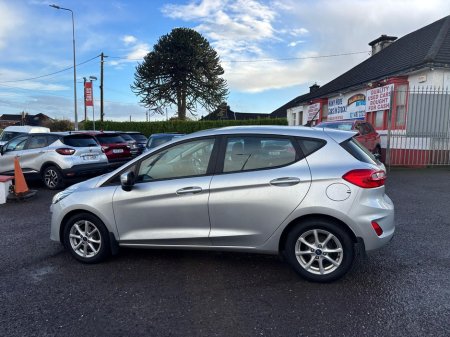 2019 Ford Fiesta TITANIUM 1.10 85PS 5SPEED 4DR €12,950 thumbnail