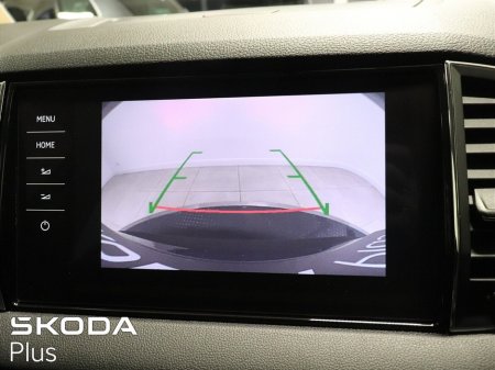 2021 Skoda Karoq 2.0TDI 115HP Style €27,950 thumbnail