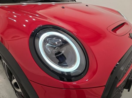 2024 MINI Convertible John Cooper Works €47,950 thumbnail