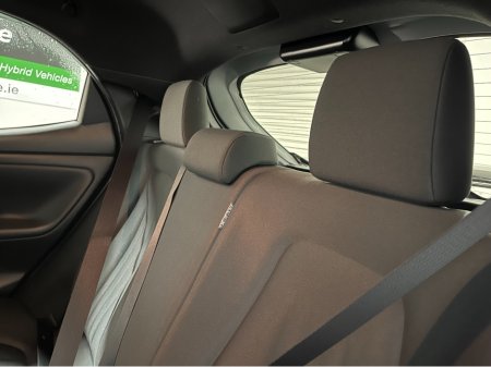 2020 Toyota Yaris - thumbnail 6