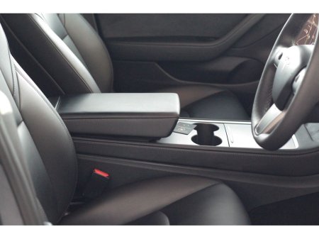 2022 Tesla Model 3 Long Range AWD €28,899 thumbnail