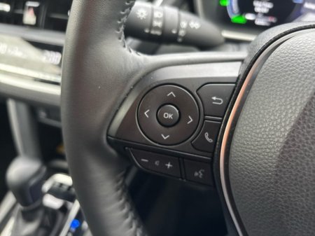 2025 Toyota Corolla CROSS - Save EUR 6,500 - Sport + Side Steps Worth EUR 905 - 1.8 Hybrid - CROSSOVER - Automatic // Remote Central Locking // Front Electric Windows // Rear Electric Windows // Electric Mirrors // Heate €39,680 thumbnail