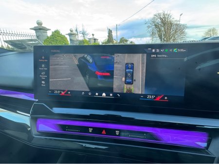 2024 BMW 5 Series - thumbnail 24