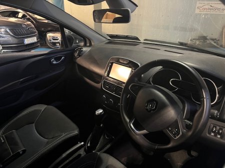 2018 Renault Clio IV DYNAMIQUE NAV 1.2 PETROL NEW NCT 2028 €10,950 thumbnail