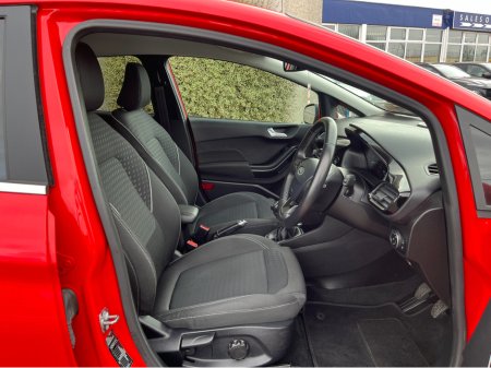 2018 Ford Fiesta - thumbnail 10