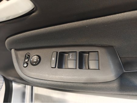 2020 Honda Fit - thumbnail 18