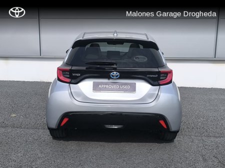 2023 Toyota Yaris 1.5 Hybrid Platinum *Panoramic Roof* Call Now 041 980 2420 €26,950