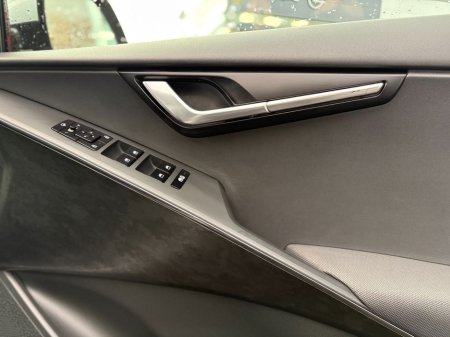 2023 Kia Niro 1.6 K3 Plug in hybrid €32,995 thumbnail