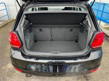 2014 Volkswagen Polo COMFORTLINE 1.2 TSI // FULL SERVICE HISTORY // REVERSE CAMERA // AIR CONDITIONING €10,900 thumbnail