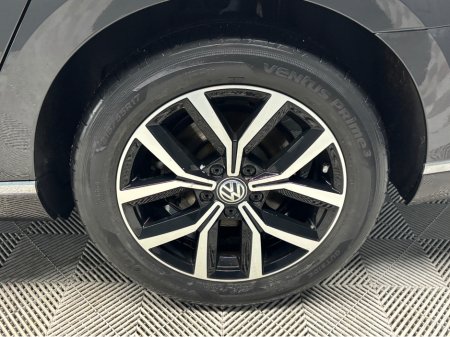 2021 Volkswagen Passat - thumbnail 3