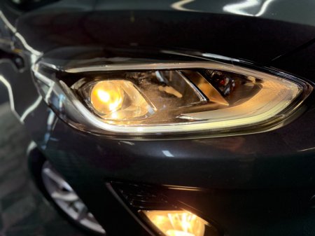 2018 Ford Fiesta 1.1L 85 PS Titanium €11,500 thumbnail