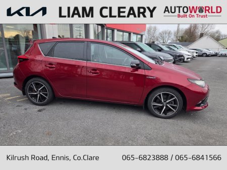 2018 Toyota Auris HYBRID LUNA SPORT AUTO 4DR €17,495 thumbnail