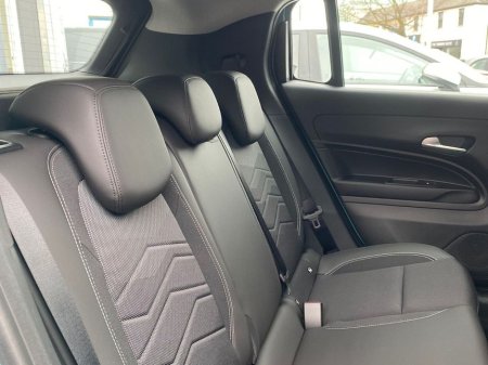 2025 Jeep Avenger - thumbnail 30