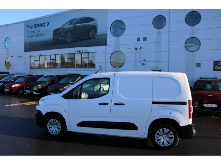 2021 Citroen Berlingo  €13,500 thumbnail