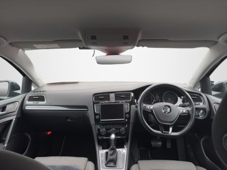 2017 Volkswagen Golf “Practical on the outside, spicy on the inside.” €17,888 thumbnail