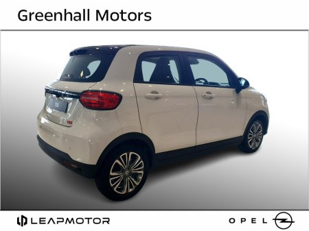 2025 Leapmotor T03 TRIM in Light White €20,000