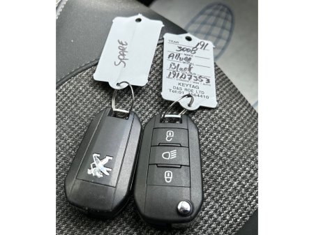 2019 Peugeot 3008 - thumbnail 12