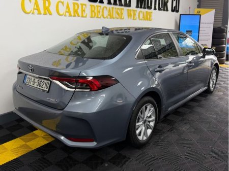 2023 Toyota Corolla Luna Saloon 4DR Auto €24,777