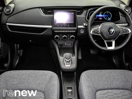 2022 Renault Zoe R110 Z.E 50 Iconic CCS Rapid charge €15,900