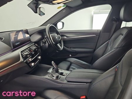 2022 BMW 5 Series 530 E M Sport Auto 530 e M Sport 530 e eDrive 12kWh PHEV 292 109BHP /80kw Auto Start/Stop thumbnail