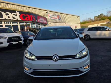 2019 Volkswagen Golf FULL CREAM LEATHER SEATS  ELECTRIC HEATED SEATS SAT NAV PACK - VIRTUAL CLOCKS -REVERSE CAMERA - NAVIGATION - CARPLAY - ANDROID AUTO- BLIND SPOT REAR TRAFFIC ASSIST - DISCOVER PRO €21,950 thumbnail
